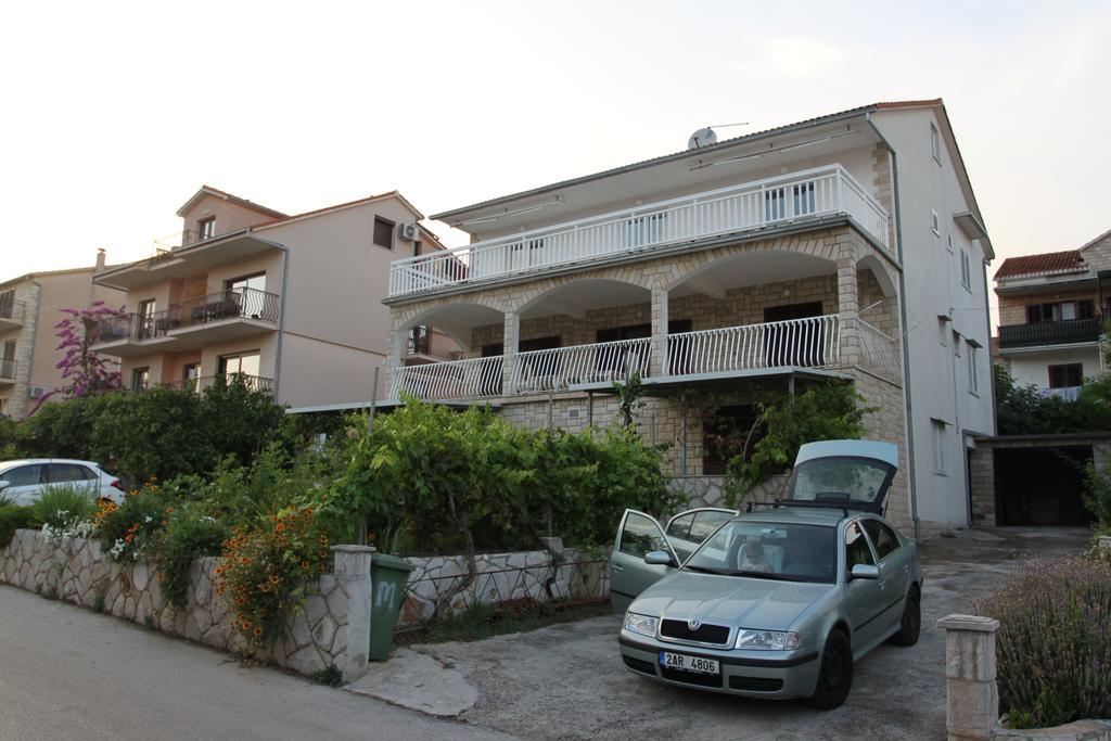 Apartments Marinko Stari Grad  Exterior photo